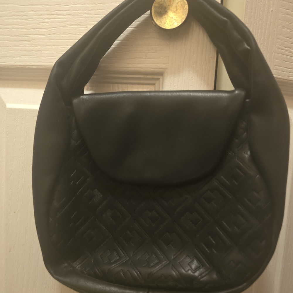 Mila Sihön Elegant Black Quilted Handbag NWOT